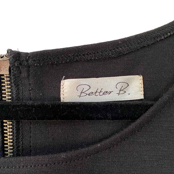 Better B Women’s Black Sleeveless Formfitting Dress - Picture 4 of 5